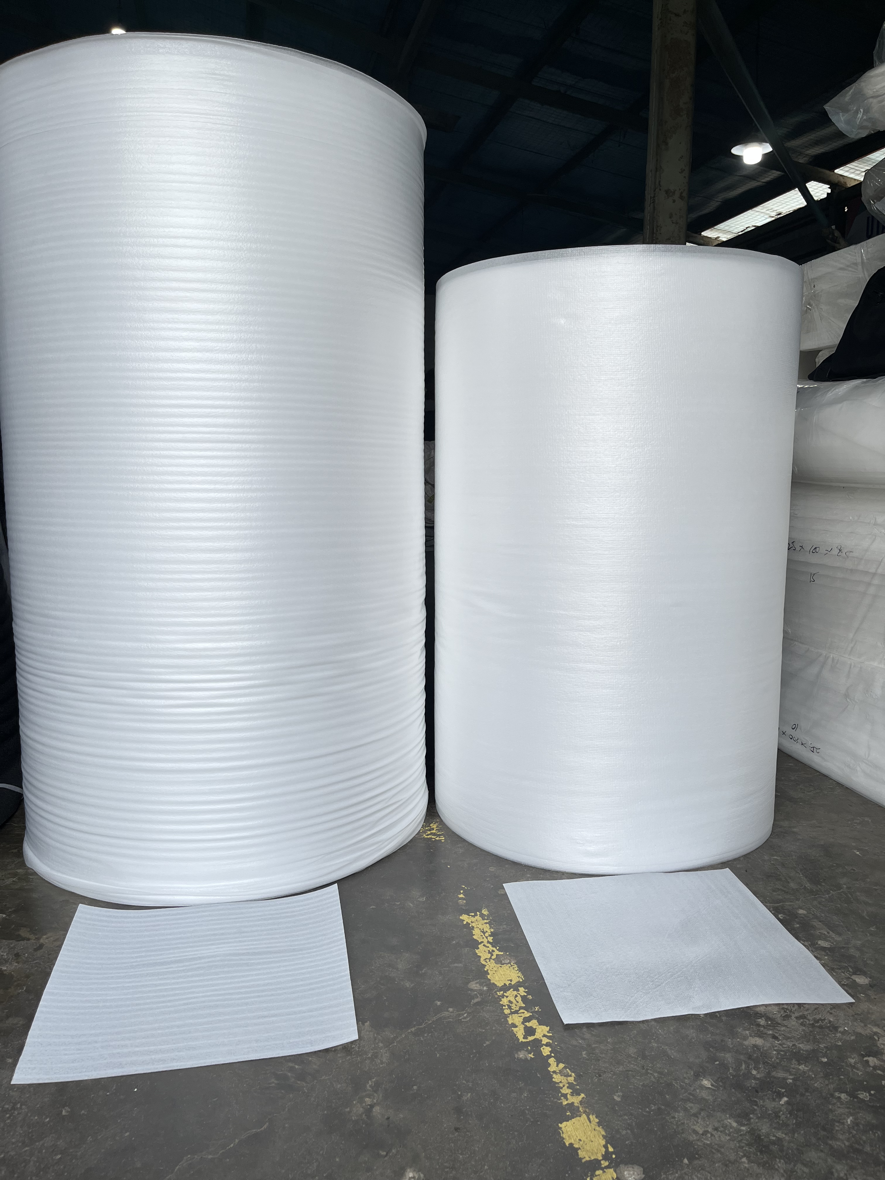 EPE FOAM LAMINATED ROLL